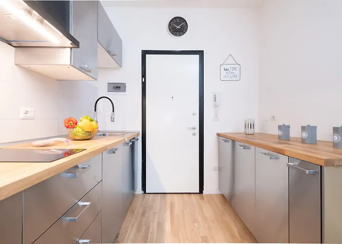 Delle Erbe By Daire Bolonya