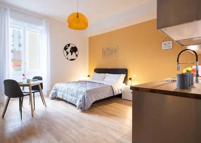 Delle Erbe By * بولونيا