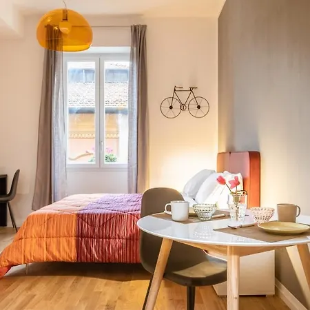 Delle Erbe By Apartment *